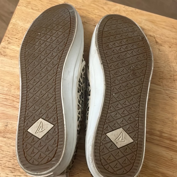 Sperry size 8 leopard print - Picture 4 of 6